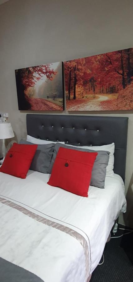 Garden Corner Guesthouse Beaufort West Dış mekan fotoğraf