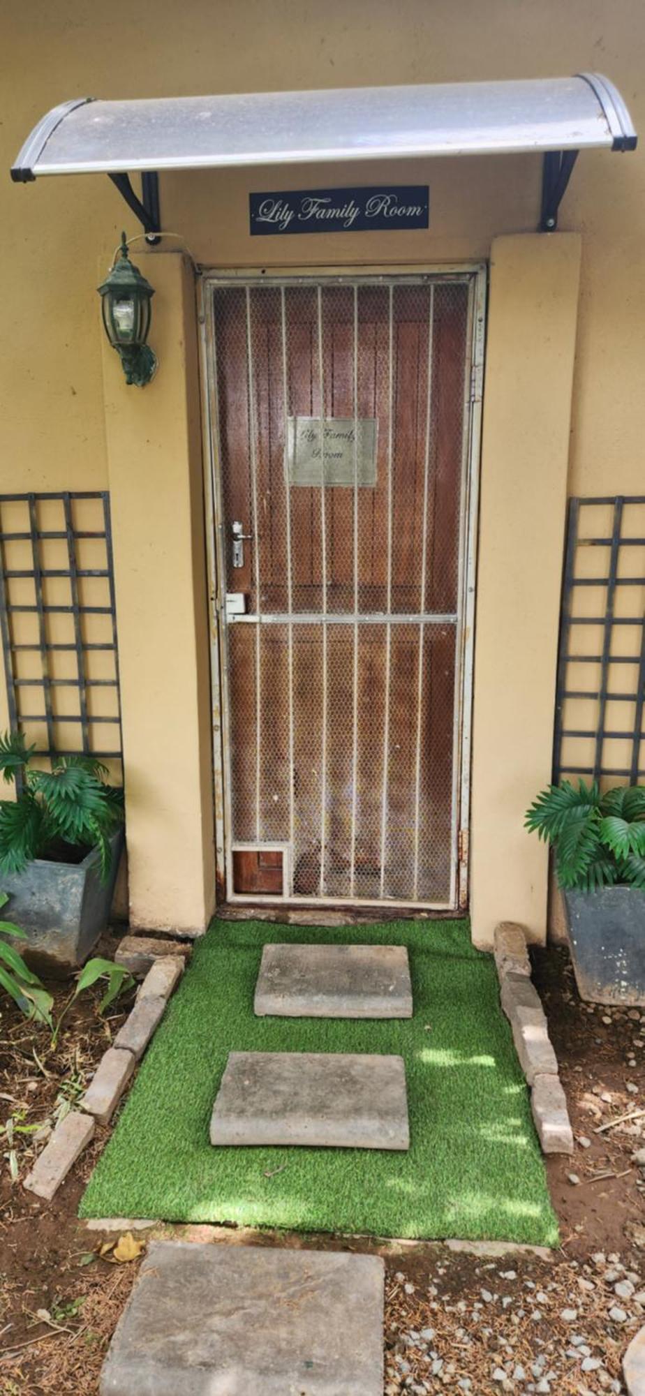 Garden Corner Guesthouse Beaufort West Dış mekan fotoğraf